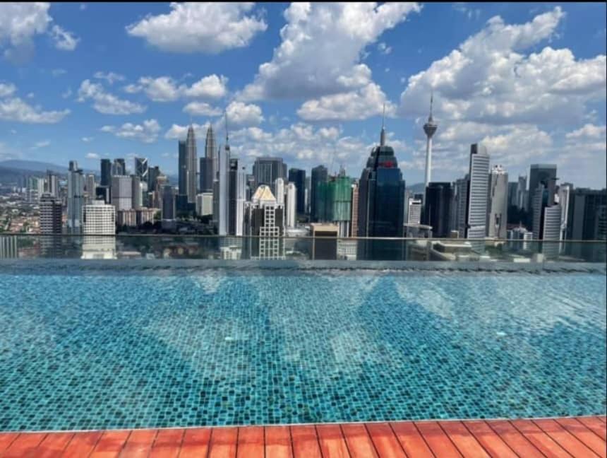 Regalia Modern Studio Kuala Lumpur Bagian luar foto