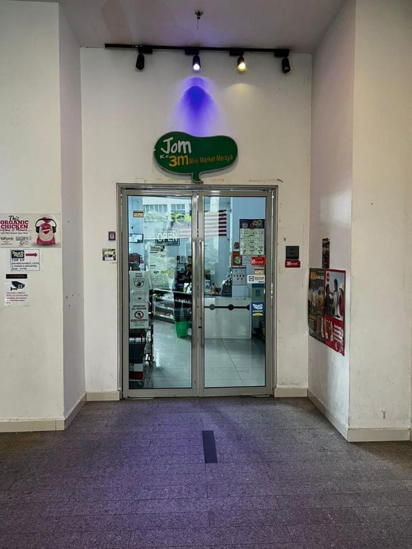 Regalia Modern Studio Kuala Lumpur Bagian luar foto