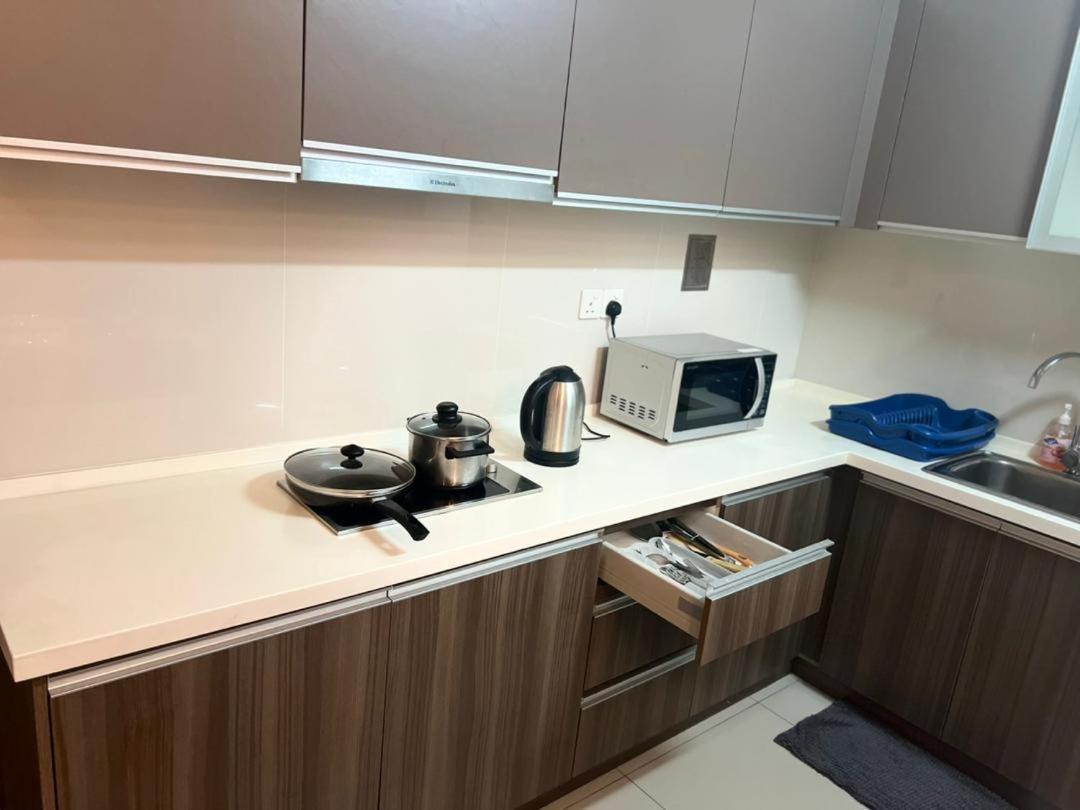 Regalia Modern Studio Kuala Lumpur Bagian luar foto