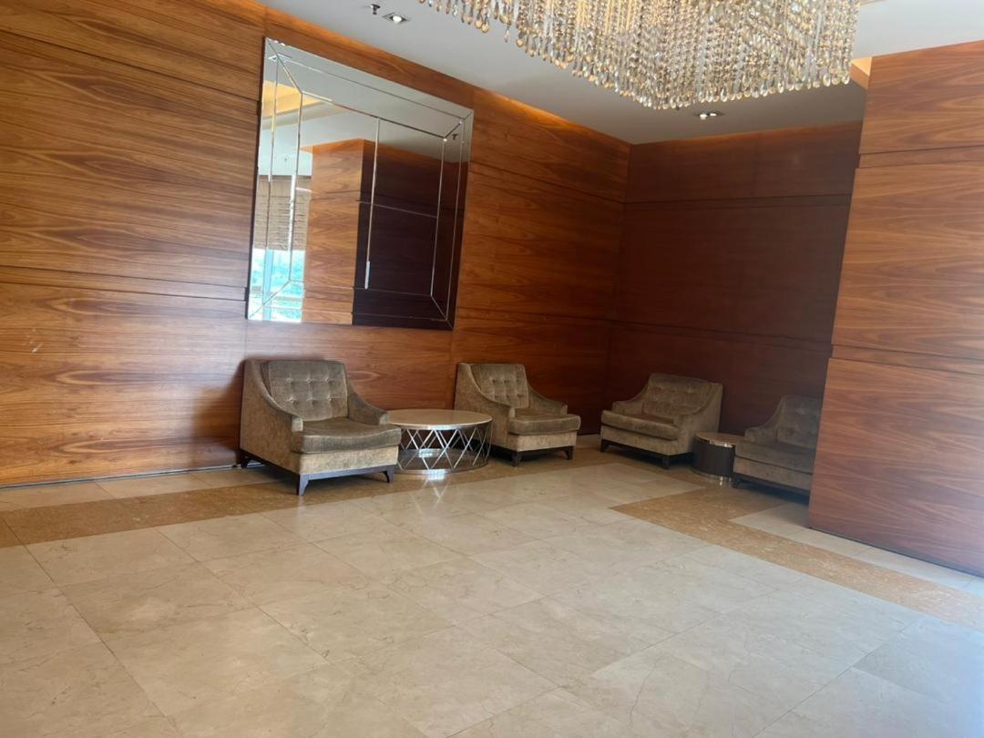 Regalia Modern Studio Kuala Lumpur Bagian luar foto